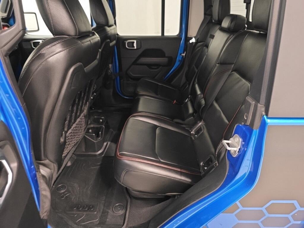 used 2021 Jeep Gladiator car, priced at $36,304