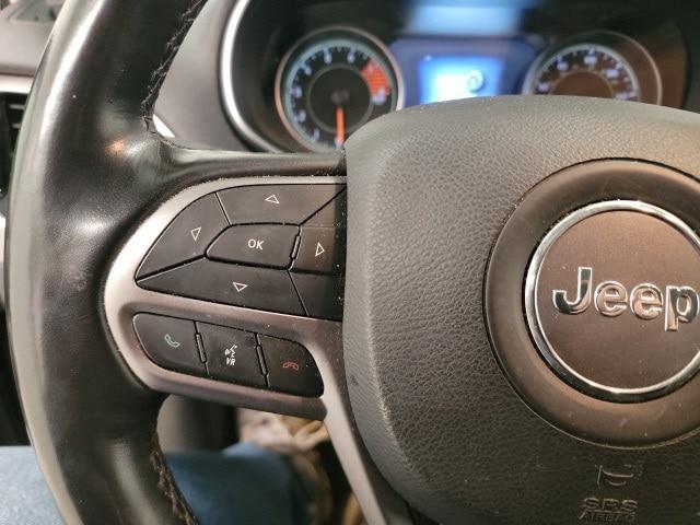 used 2020 Jeep Cherokee car, priced at $22,590