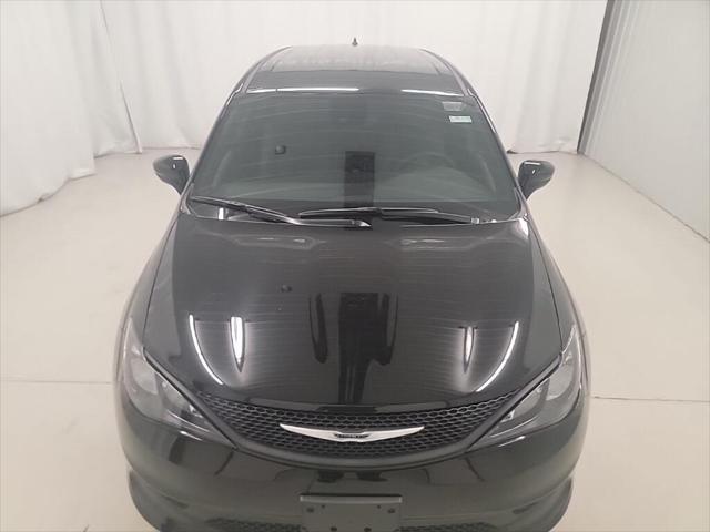 new 2025 Chrysler Voyager car, priced at $40,113