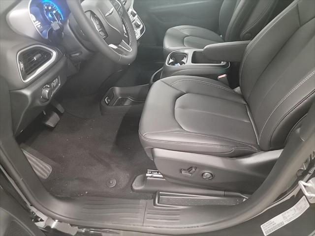 new 2025 Chrysler Voyager car, priced at $40,113