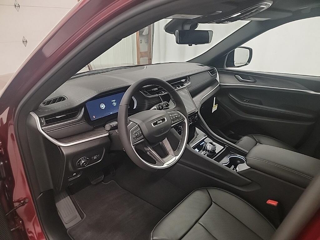 new 2025 Jeep Grand Cherokee L car, priced at $52,833