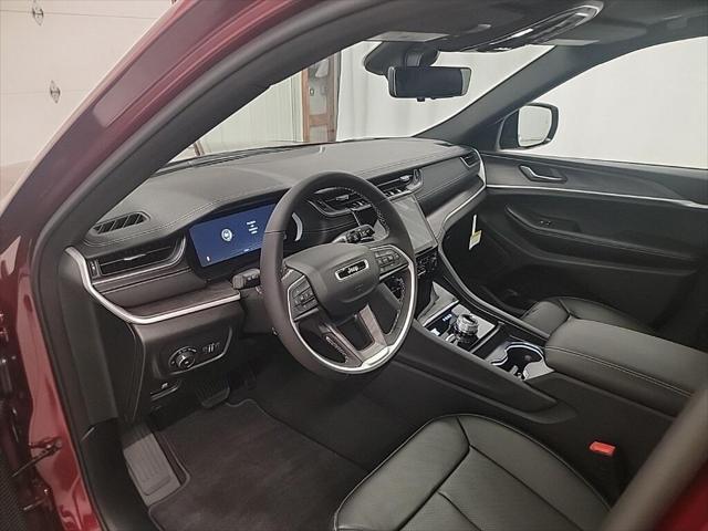 new 2025 Jeep Grand Cherokee L car, priced at $54,194