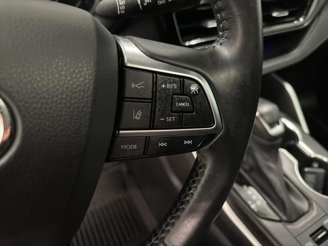 used 2021 Toyota Highlander car, priced at $34,997