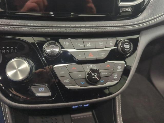 new 2025 Chrysler Pacifica car, priced at $52,859
