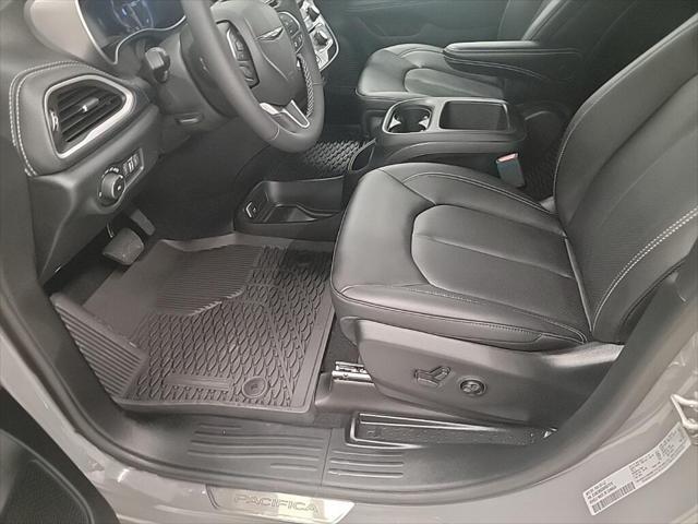 new 2025 Chrysler Pacifica car, priced at $48,249