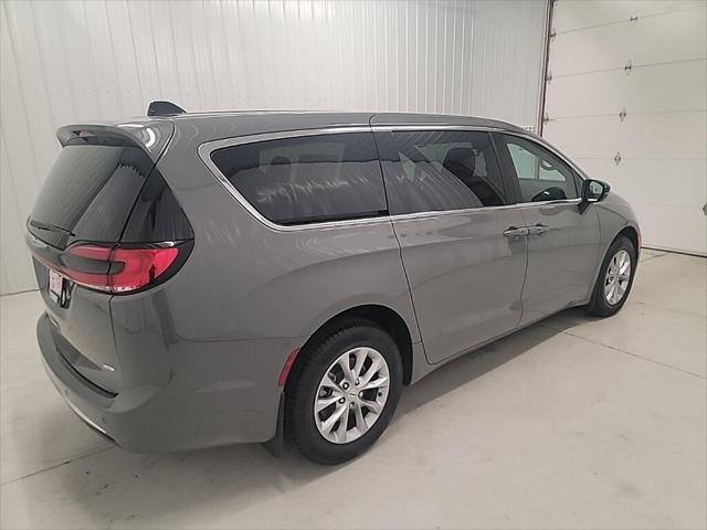 new 2025 Chrysler Pacifica car, priced at $48,249