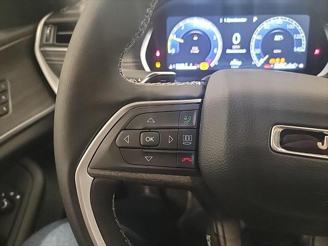 new 2025 Jeep Grand Cherokee car, priced at $51,152