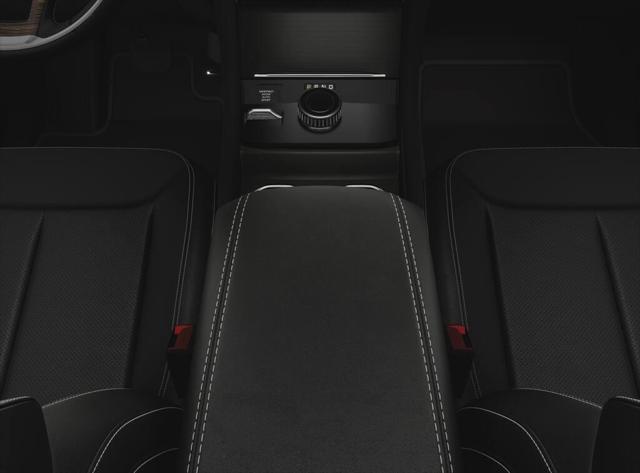 new 2025 Jeep Grand Cherokee car, priced at $50,902