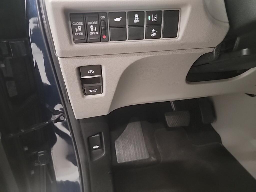 used 2018 Honda Odyssey car, priced at $17,086