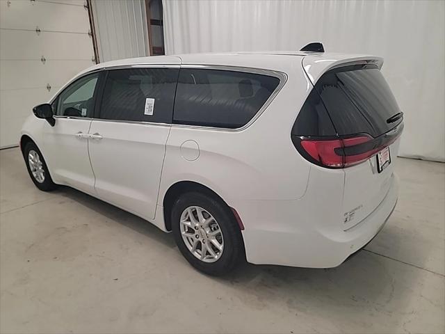 new 2024 Chrysler Pacifica car, priced at $41,500