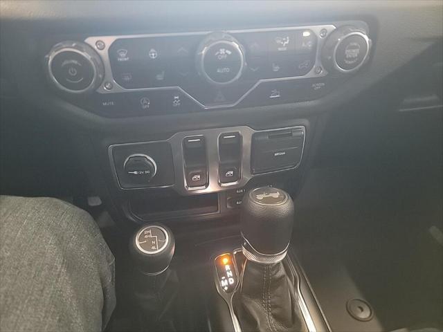new 2025 Jeep Wrangler car, priced at $41,497