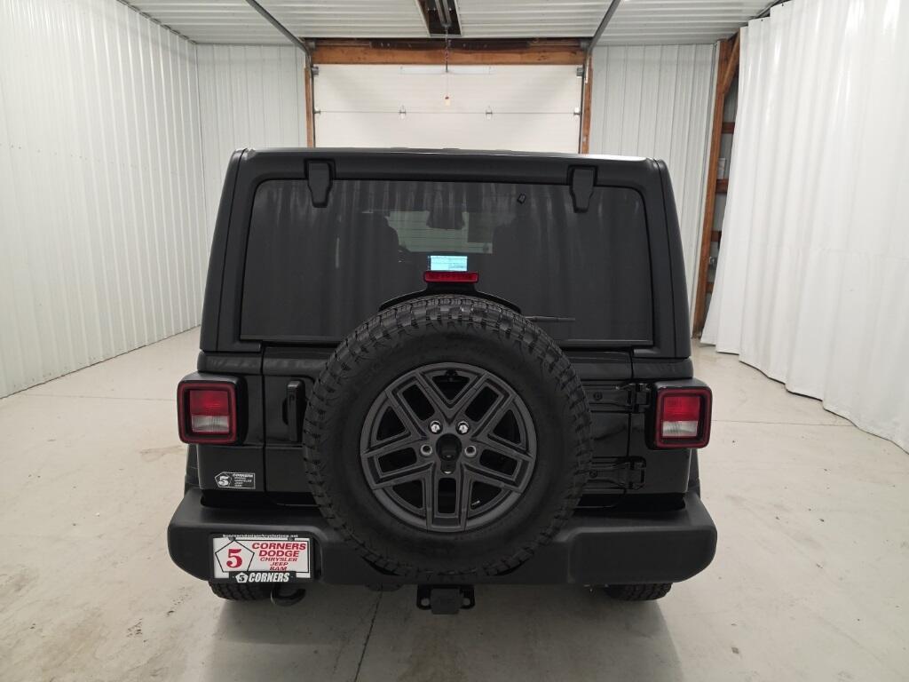 new 2026 Jeep Wrangler car, priced at $51,986