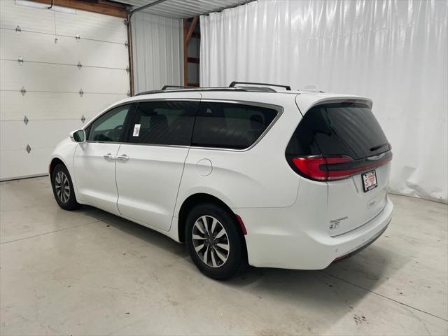 used 2021 Chrysler Pacifica car, priced at $27,845