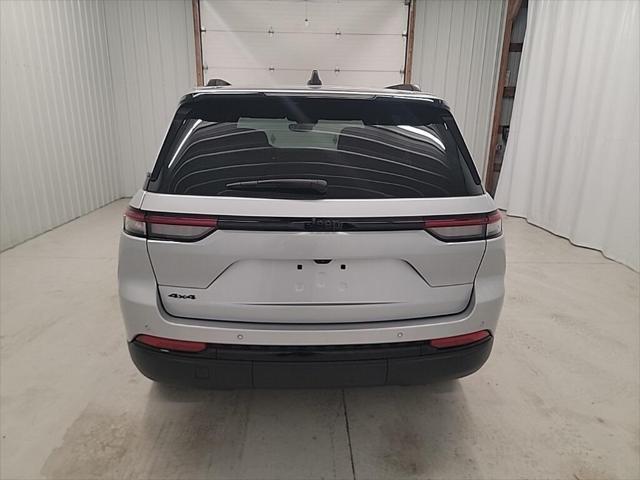 used 2024 Jeep Grand Cherokee car, priced at $36,885