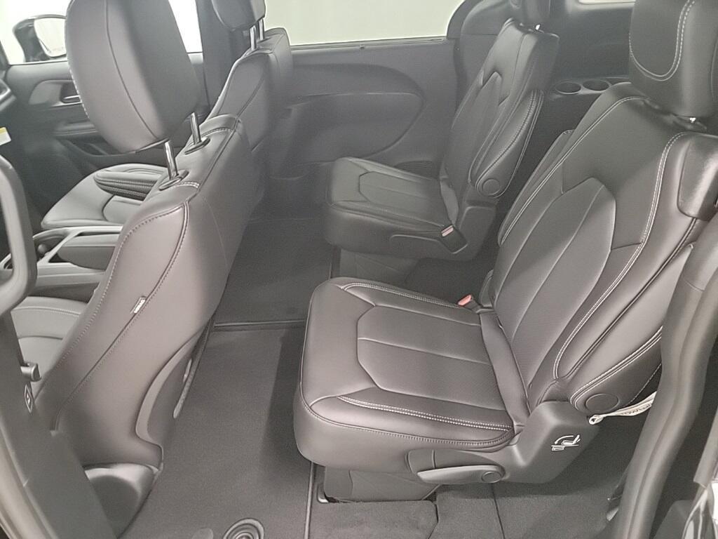 new 2025 Chrysler Pacifica car, priced at $38,800