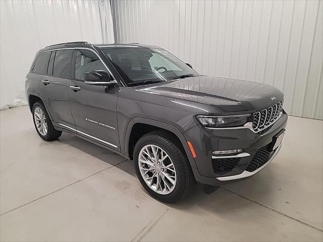 new 2025 Jeep Grand Cherokee car, priced at $57,901