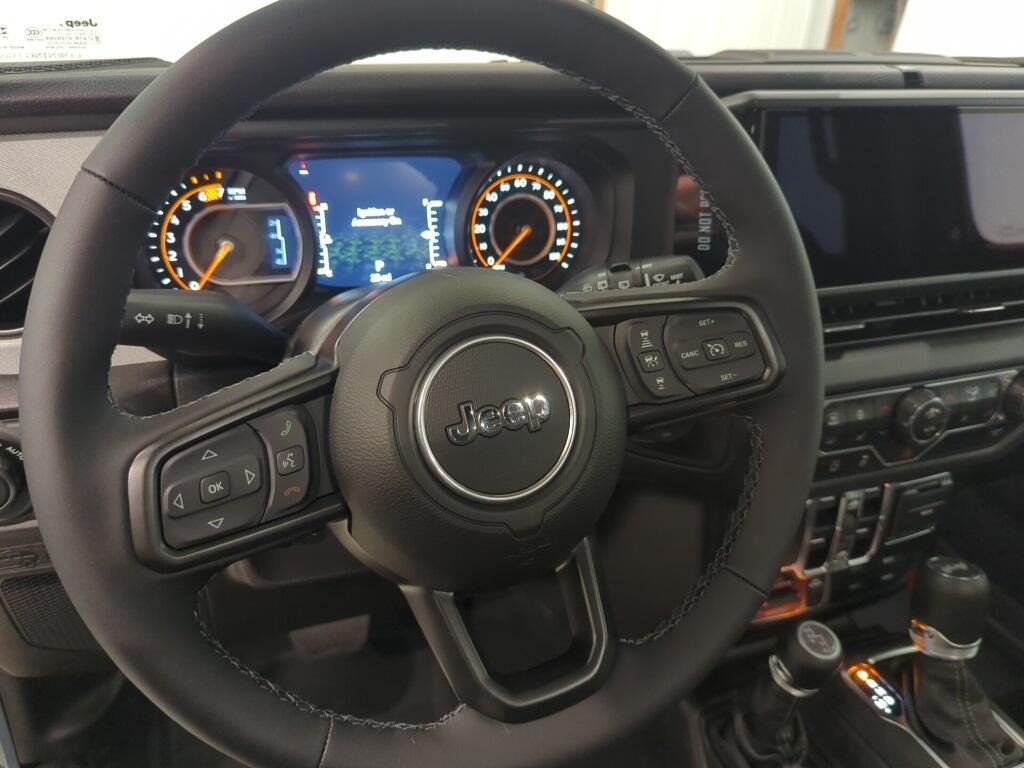new 2025 Jeep Wrangler car, priced at $48,773