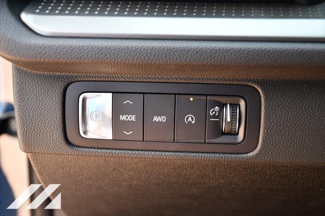 new 2025 Chevrolet Traverse car, priced at $46,772