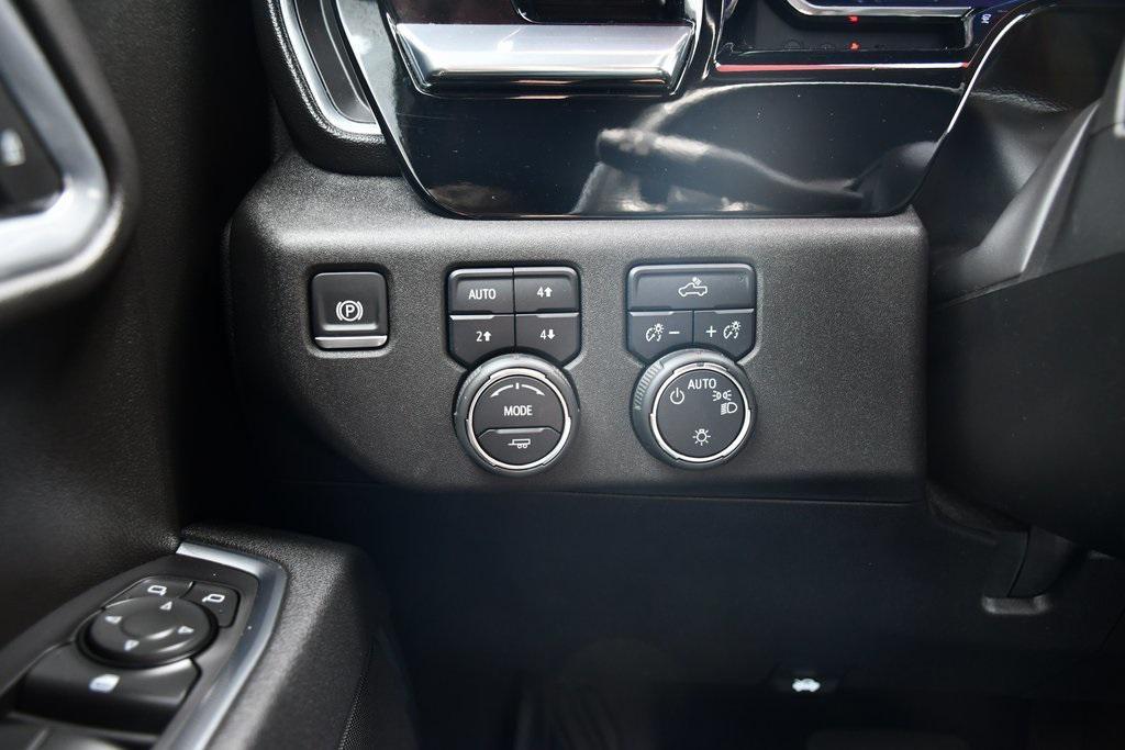 used 2025 Chevrolet Silverado 1500 car, priced at $45,999