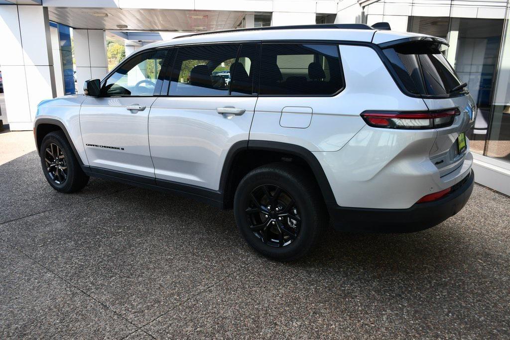 used 2024 Jeep Grand Cherokee L car, priced at $29,799