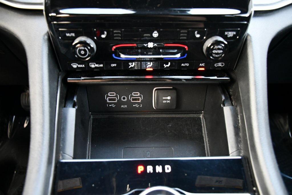 used 2024 Jeep Grand Cherokee L car, priced at $29,799