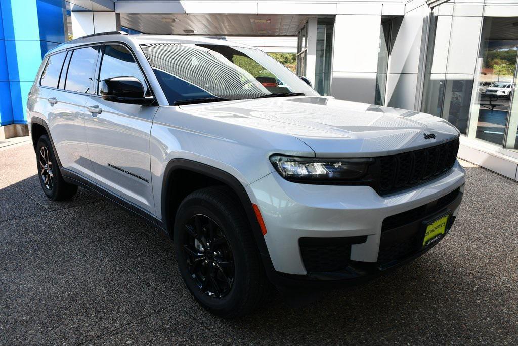 used 2024 Jeep Grand Cherokee L car, priced at $29,799