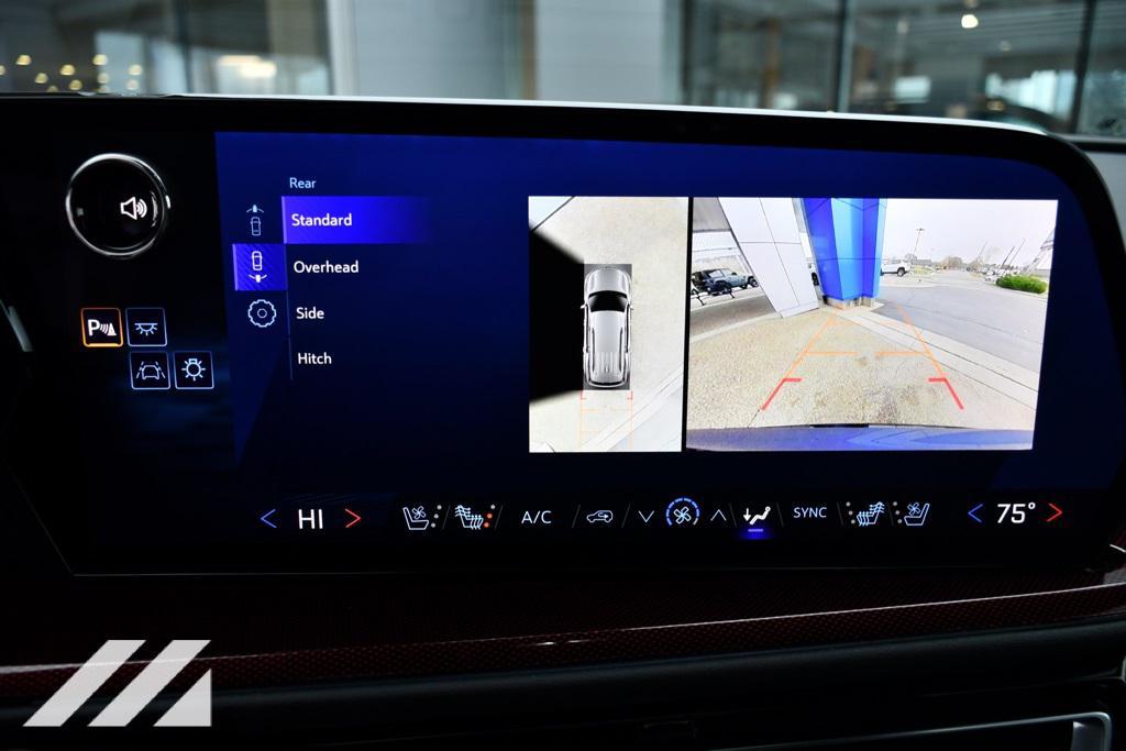 used 2025 Chevrolet Traverse car, priced at $52,999