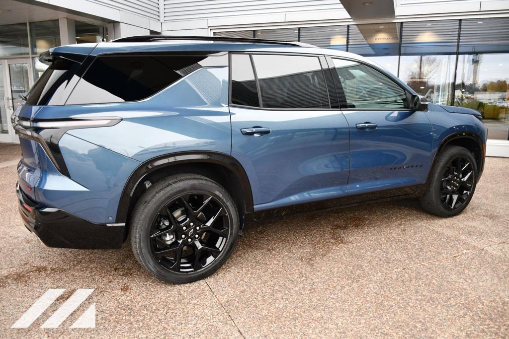 used 2025 Chevrolet Traverse car, priced at $52,999