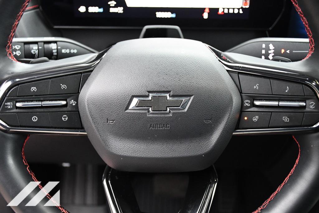 used 2025 Chevrolet Traverse car, priced at $52,999