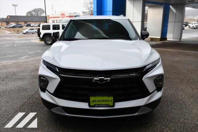 new 2025 Chevrolet Blazer car, priced at $35,999