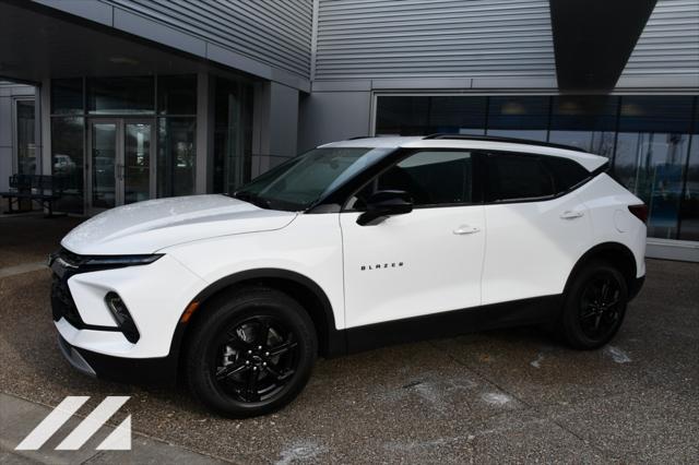 new 2025 Chevrolet Blazer car, priced at $35,999