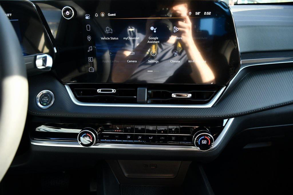 new 2026 Chevrolet Equinox car, priced at $34,747