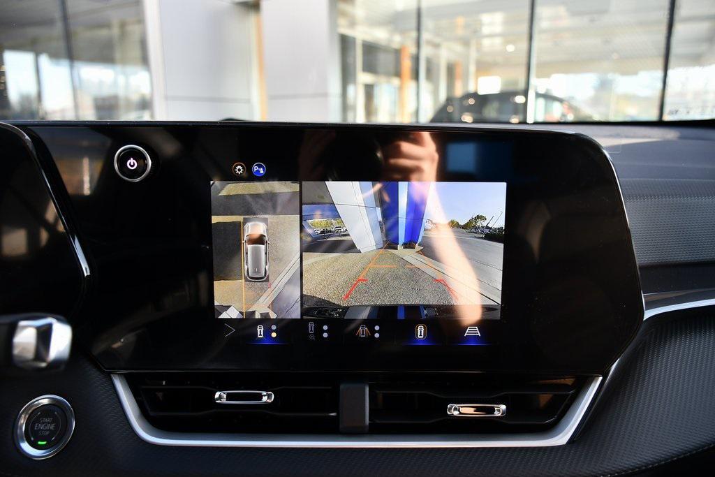 new 2026 Chevrolet Equinox car, priced at $34,747