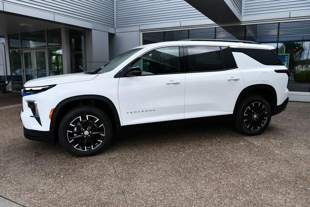 new 2026 Chevrolet Traverse car, priced at $47,784