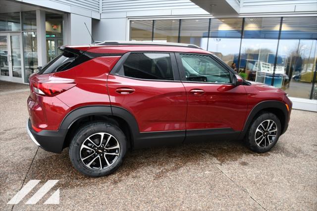 new 2025 Chevrolet TrailBlazer car, priced at $27,571