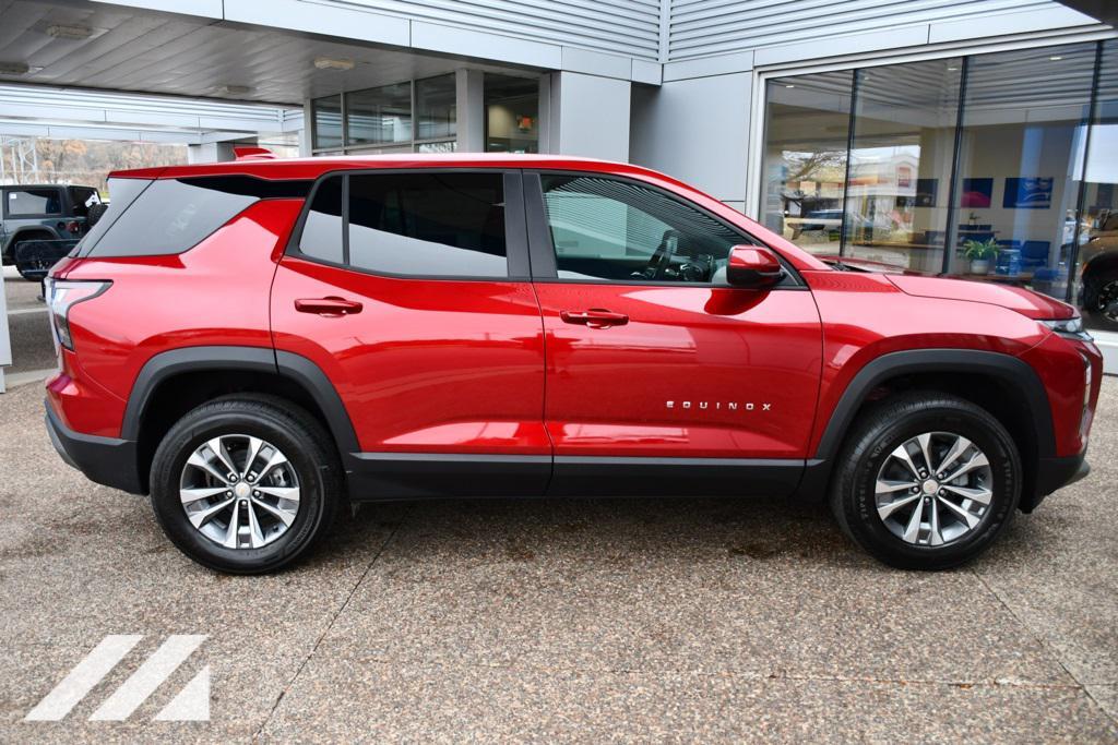 new 2026 Chevrolet Equinox car, priced at $31,116