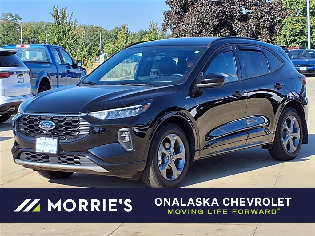 used 2024 Ford Escape car, priced at $23,999