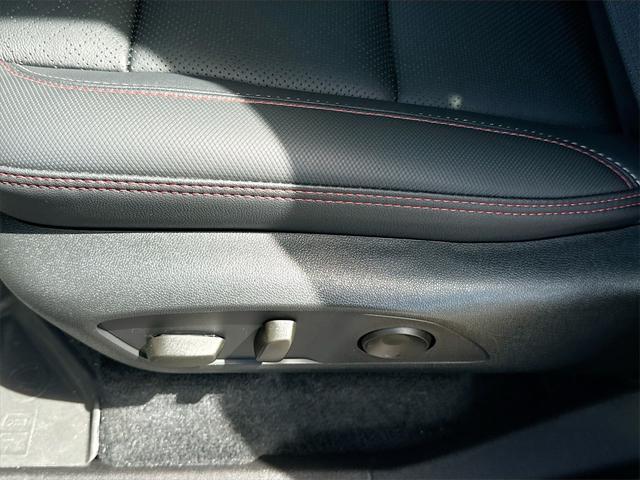 used 2024 Chevrolet Traverse car, priced at $51,398