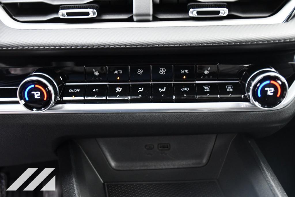 new 2026 Chevrolet Equinox car, priced at $32,832