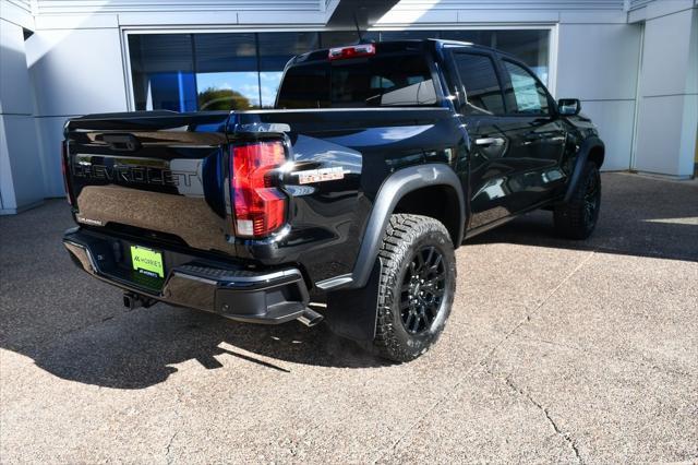 new 2024 Chevrolet Colorado car, priced at $39,999