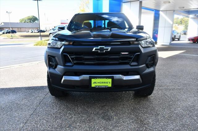 new 2024 Chevrolet Colorado car, priced at $39,999