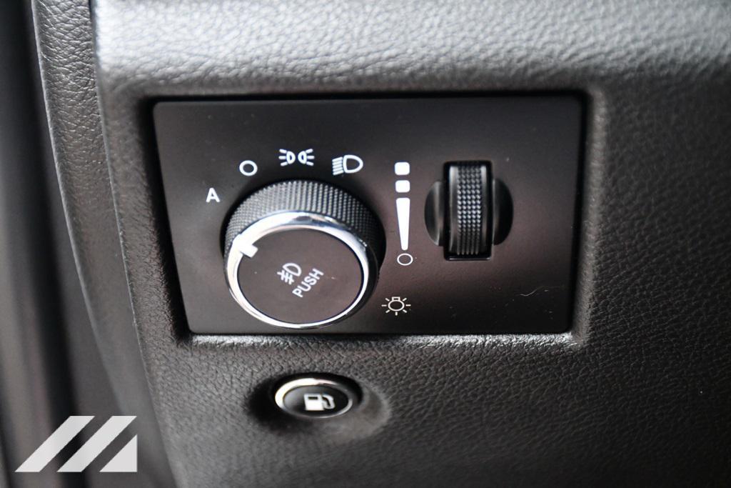 used 2018 Jeep Grand Cherokee car, priced at $18,499