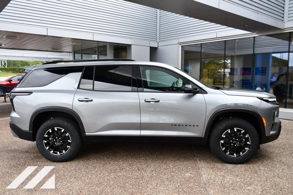new 2026 Chevrolet Traverse car, priced at $51,724