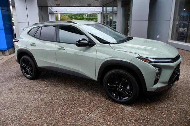 new 2025 Chevrolet Trax car, priced at $25,876