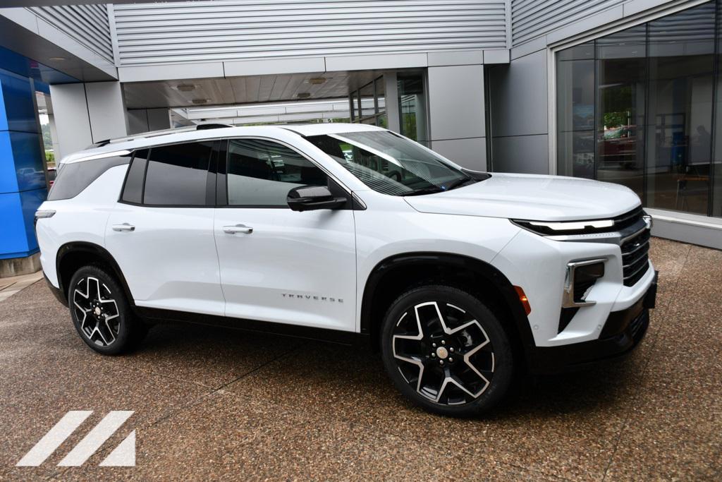 new 2026 Chevrolet Traverse car, priced at $59,548