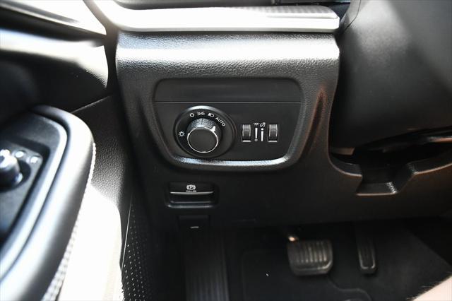 used 2023 Jeep Grand Cherokee car, priced at $30,497