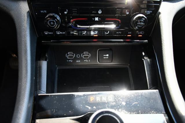 used 2023 Jeep Grand Cherokee car, priced at $30,497
