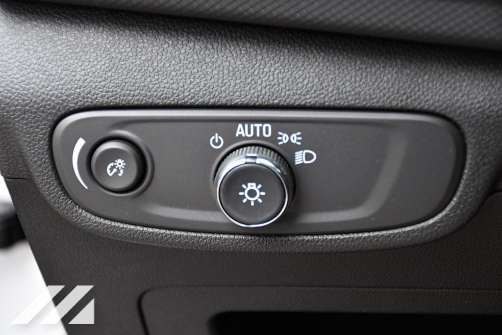 new 2026 Chevrolet TrailBlazer car, priced at $27,979