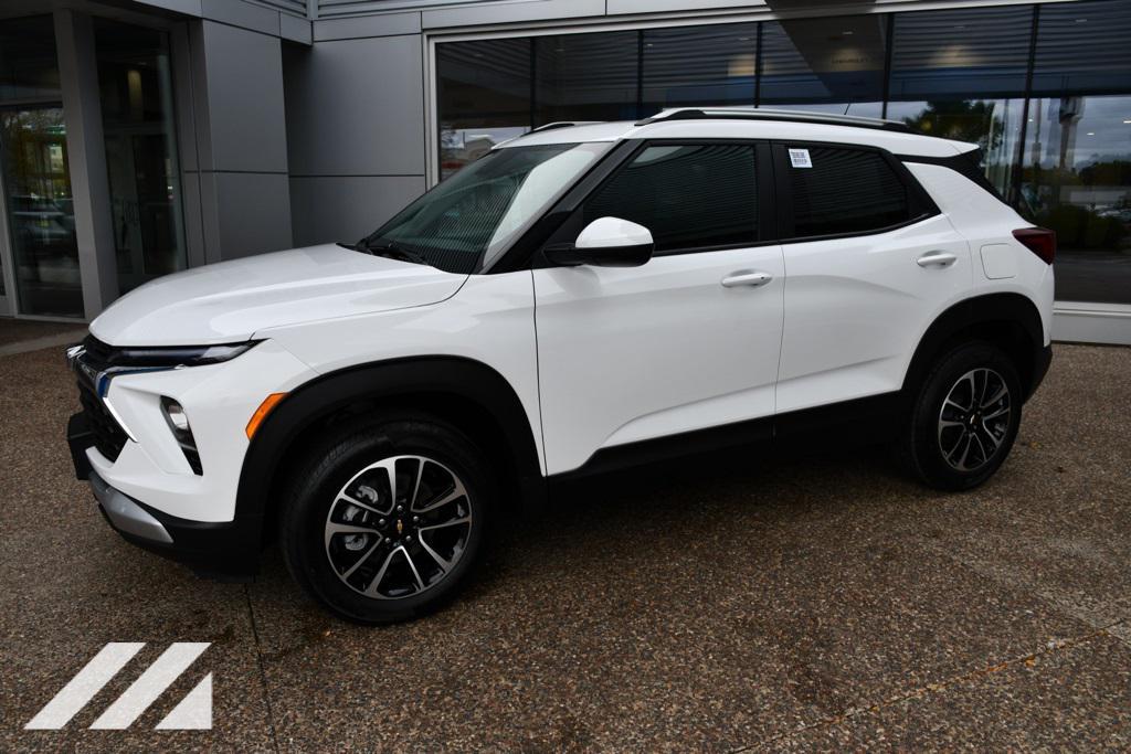 new 2026 Chevrolet TrailBlazer car, priced at $27,979