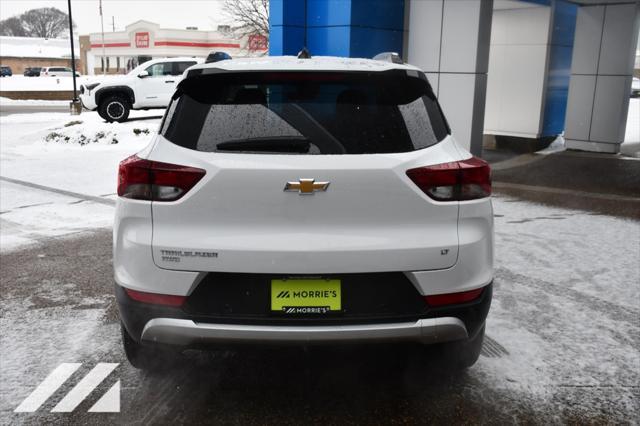 new 2025 Chevrolet TrailBlazer car, priced at $27,571